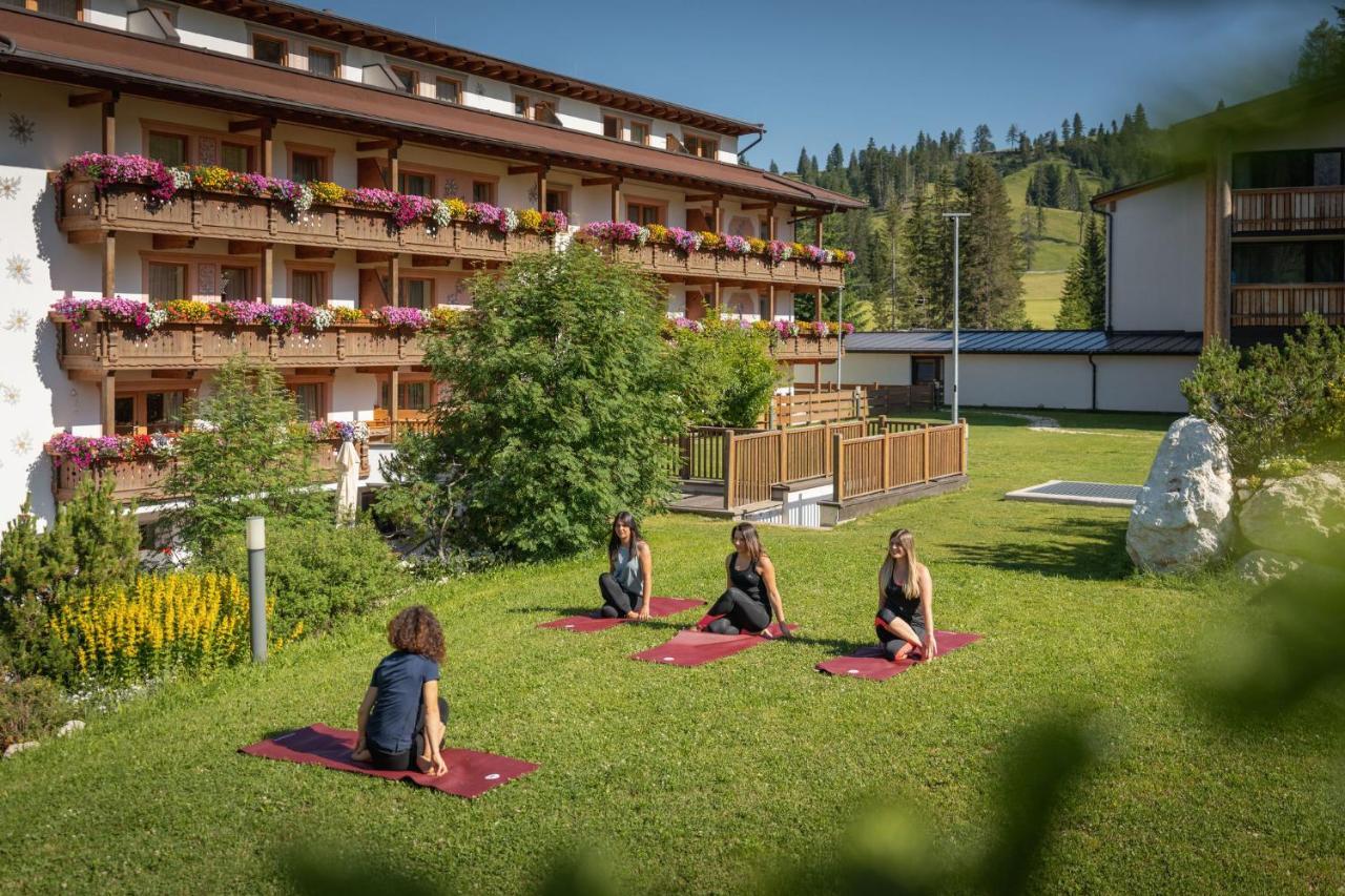 Moseralm Dolomiti Spa Resort Nova Levante Luaran gambar