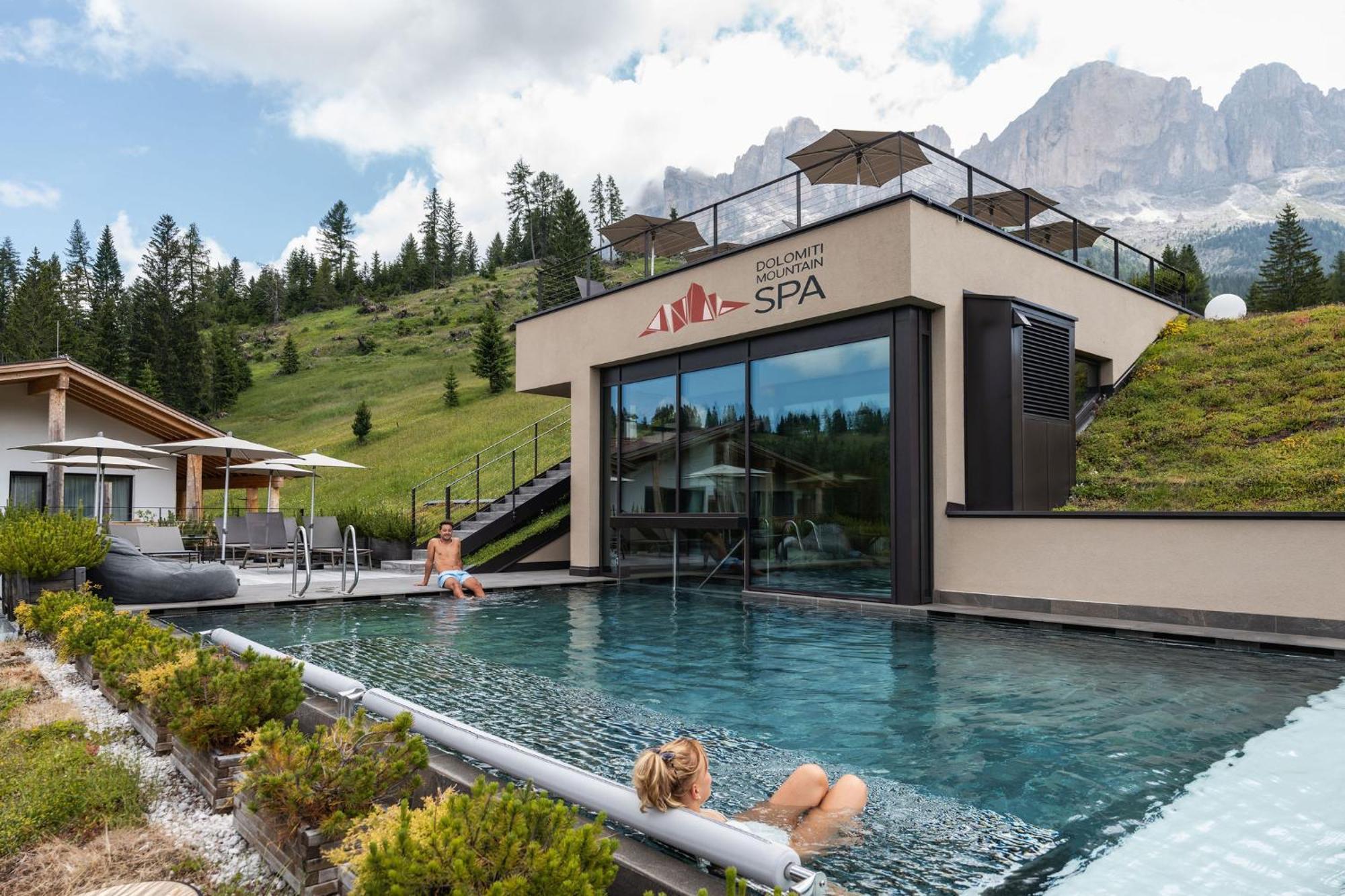 Moseralm Dolomiti Spa Resort Nova Levante Luaran gambar